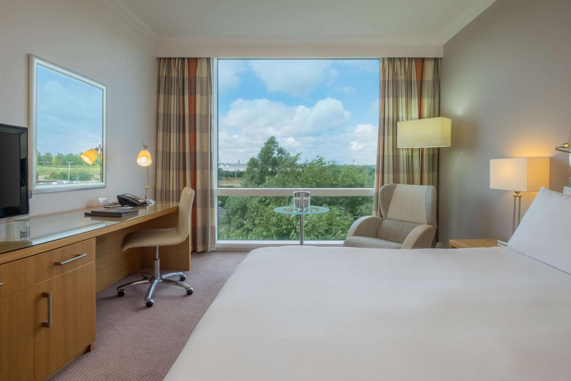 Hotel Hilton Reading Exterior foto