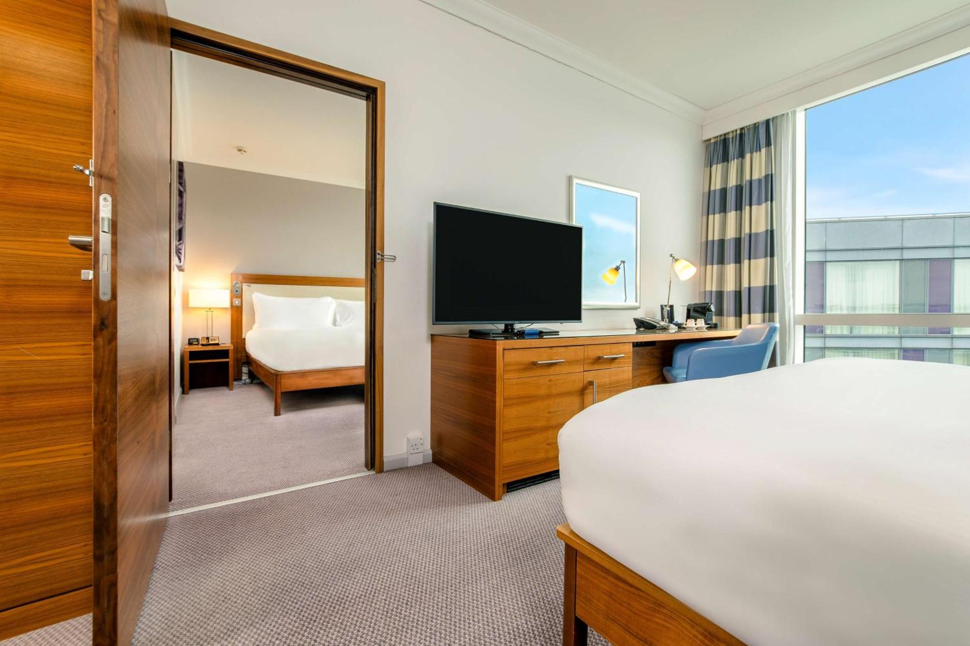 Hotel Hilton Reading Exterior foto