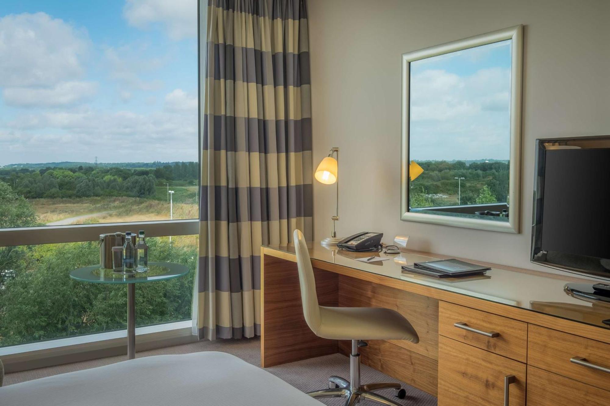 Hotel Hilton Reading Exterior foto
